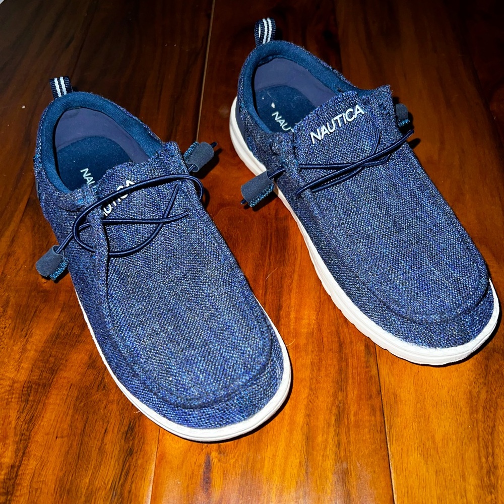 NWOT Nautica Kids Boys Youth Comfort Loafers, Lace-Up Boat Shoe, Lightweight